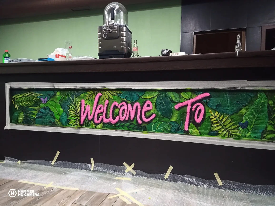 Malba na stenu Bar Jungle G 10
