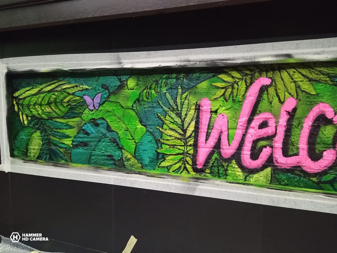 Malba na stenu Bar Jungle G 13