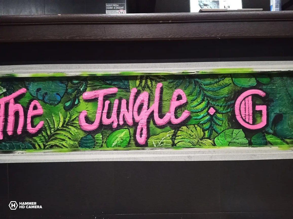 Malba na stenu Bar Jungle G 15