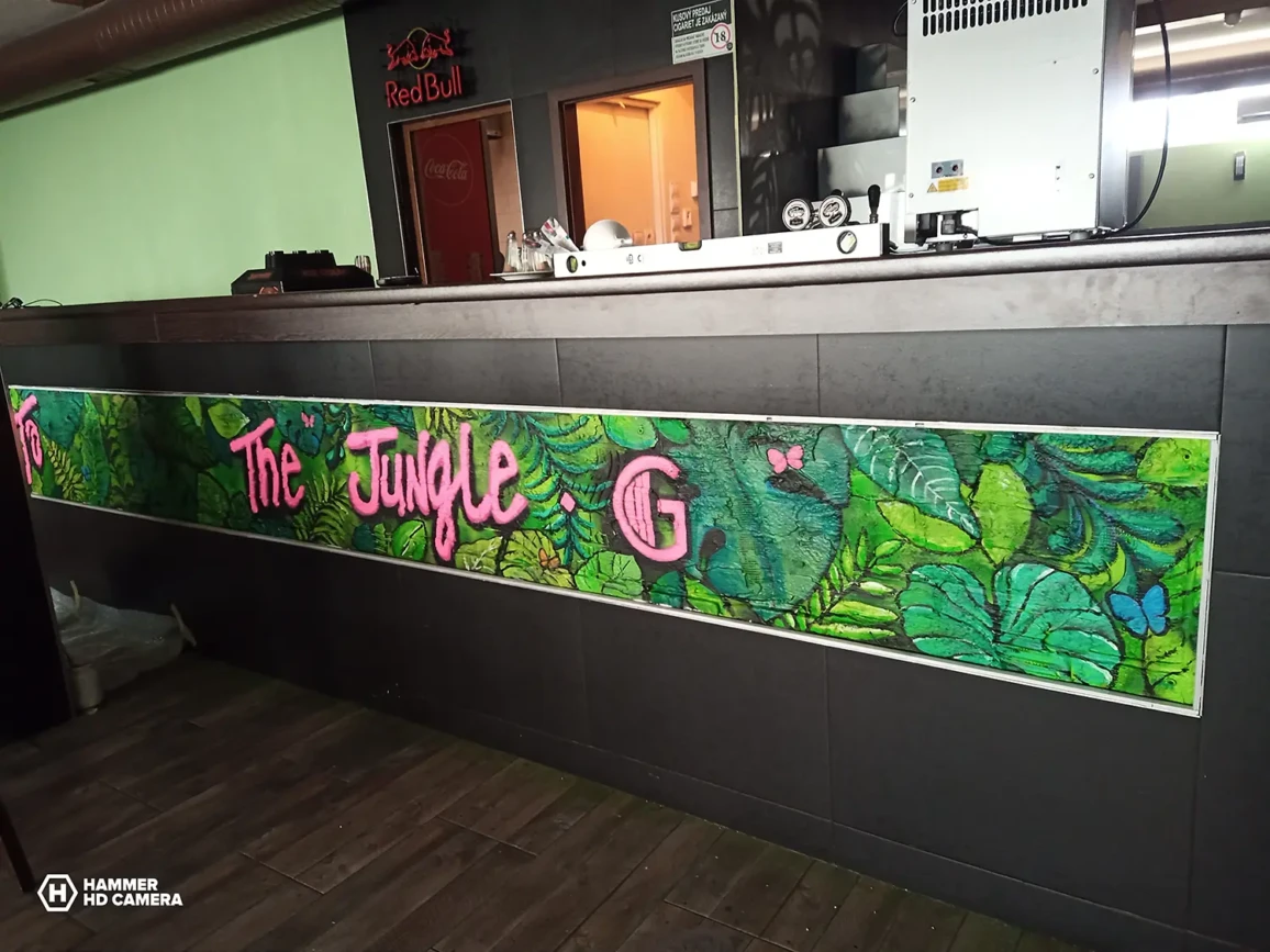 Malba na stenu Bar Jungle G 20