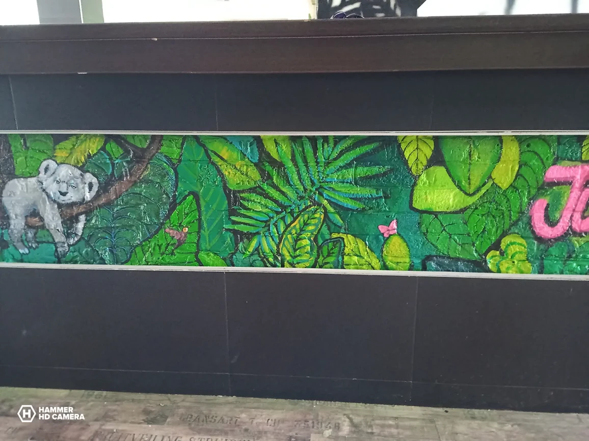 Malba na stenu Bar Jungle G 22