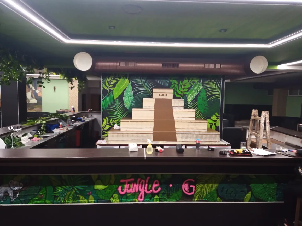 Malba na stenu Bar Jungle G 34
