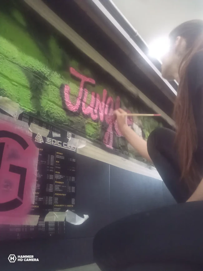 Malba na stenu Bar Jungle G 5