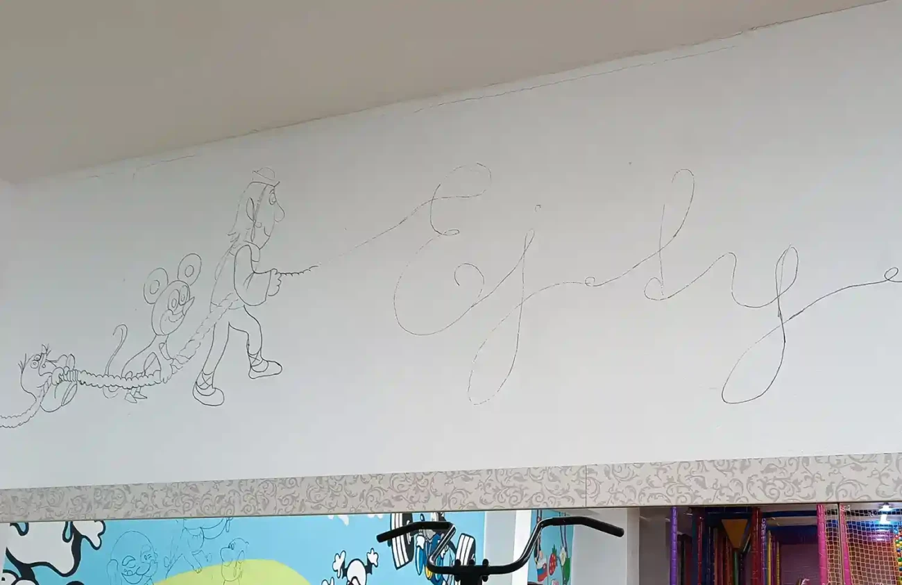 Malba na stenu Detske centrum U huncuta 14