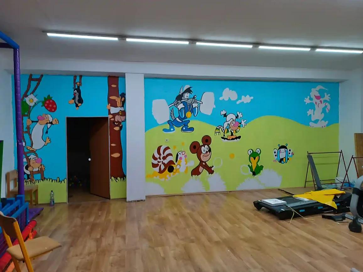 Malba na stenu Detske centrum U huncuta 9