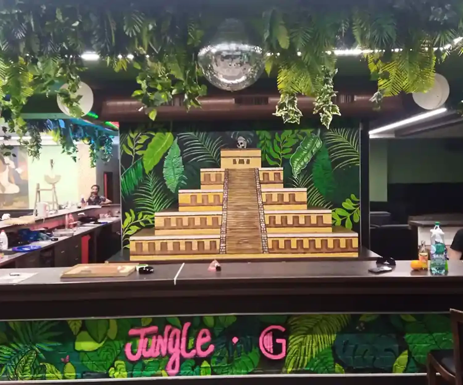Maľba na stenu - Jungle G Bar